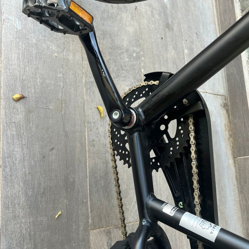 Electra Straight 8 8i Cruiser bike like new, 8-speed, 24-inch wheels