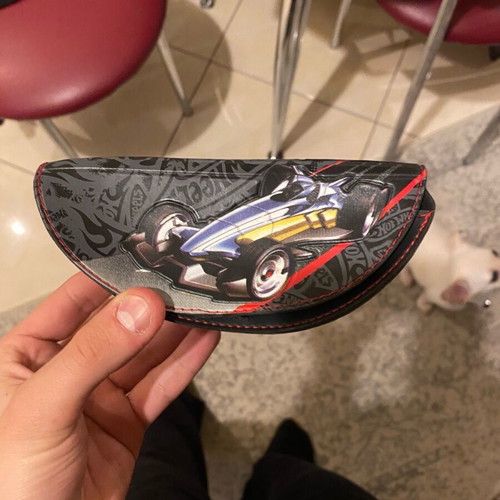 Hot Wheels kids sunglasses case like new