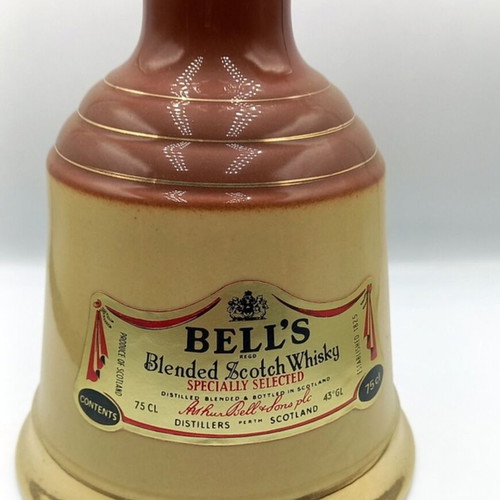 Bell`s ceramic Bell Decanter Whisky new