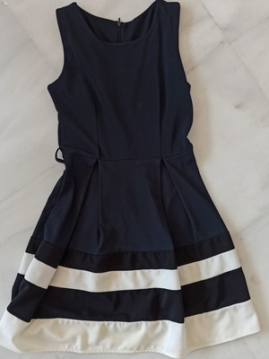 Women's dress blue and white like new, size L