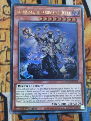 Amunessia, the Ogdoadic Queen Effect Monster card like new