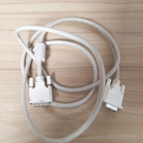 VGA cable male to male 1.9m like new
