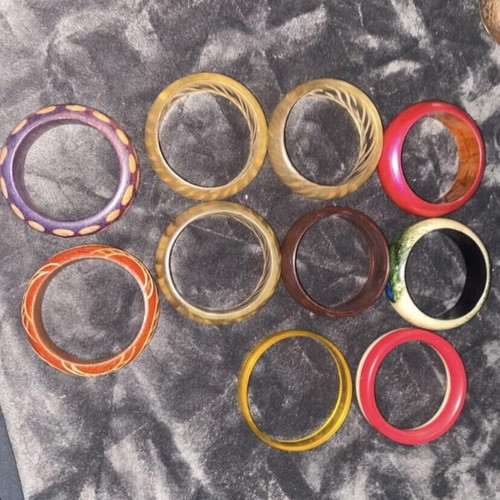 Bracelets like new, assorted set