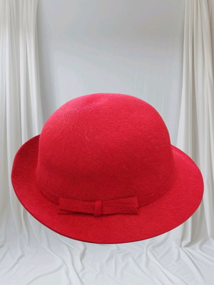 Women's winter hat new, red, size 55