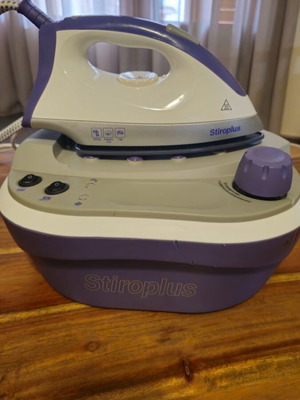 Stiroplus SP-1011 Steam Iron System 5bar Pressure with 800ml Tank