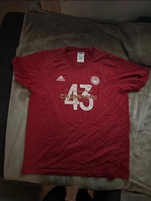 Thyra 7 2016 Olympiacos T-shirt like new