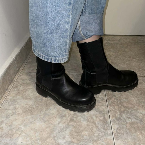 Black Vagabond ankle boots size 38 used genuine leather