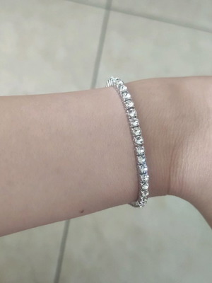 Bracelet with crystals new
