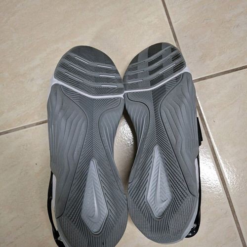 Nike Metcon 7 Flyease athletic shoe new, size 45, black