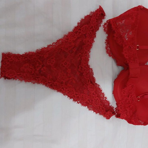 H&M lingerie set new, size 75B