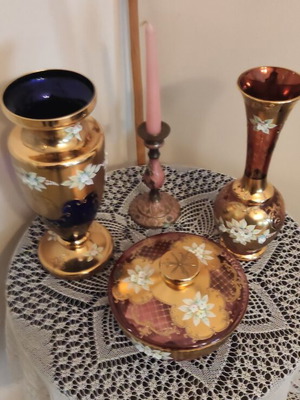 Crystal vanity set with gilded paint new
