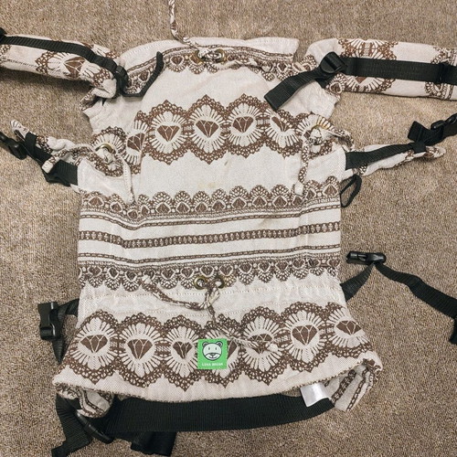 Ergonomic baby carrier with clips used, adjustable, cotton
