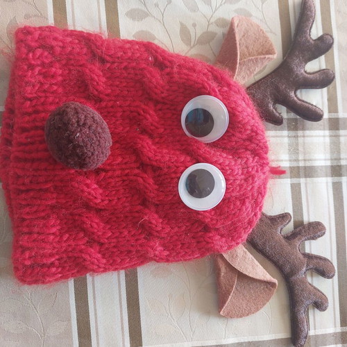 Reindeer hat like new, unisex, size S for kids