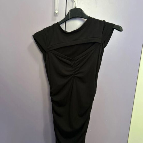 Black dress with ruching like new, size M