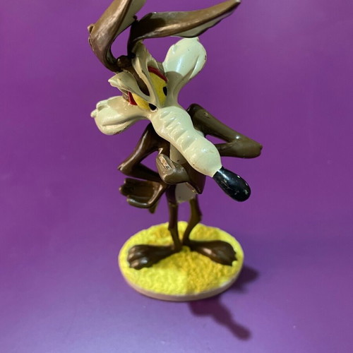 Wile E. Coyote figure used, Looney Tunes, Warner Bros.