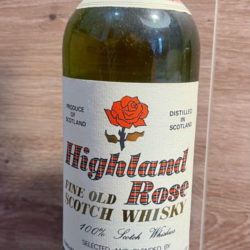 Highland Rose Fine Old Scotch whisky new, vintage 75cl collectible