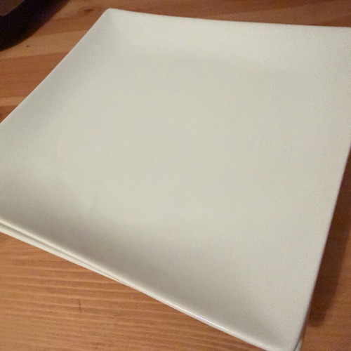 Dishes used, 3 triangular, 2 square, 5 round