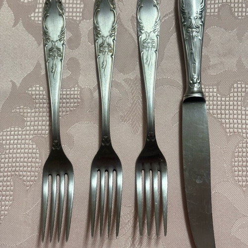 Silkema knife and 3 forks used, vintage