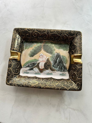 Vintage Satsuma ashtray, hand-painted