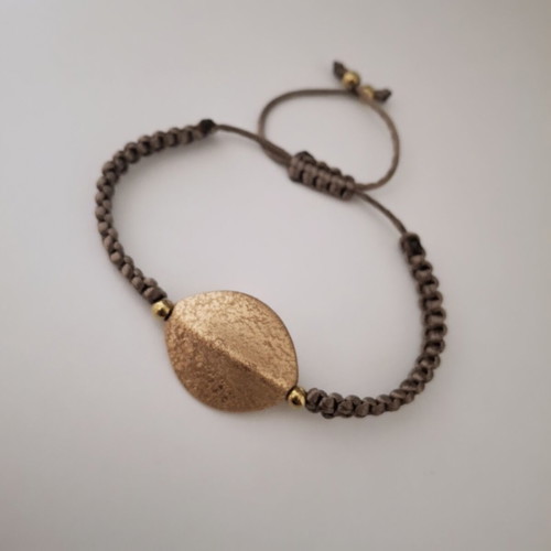 Handmade macrame bracelet with wooden element, new