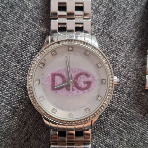 Dolce & Gabbana women's watch like new, gray, with box