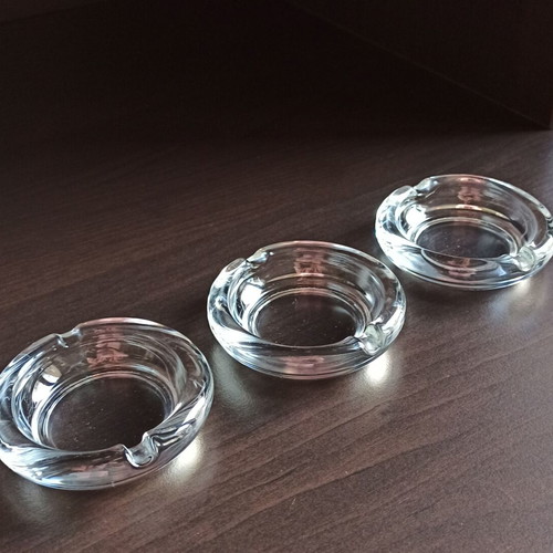 Glass Ashtrays Set of 3 Plus 1 Dewar's Collectible Used