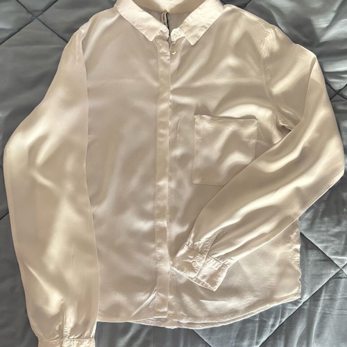 Bershka shirt like new, size S fitting XS, white