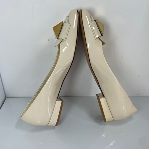 Valentino Garavani One Stud leather ballerinas size 41.5 like new, beige