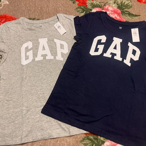 Gap T-shirt brand new, grey and blue