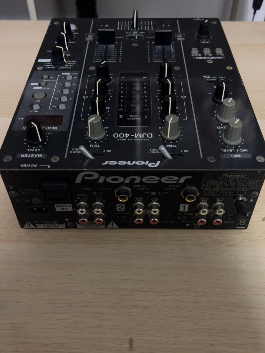 Pioneer DJM 400 DJ mixer used with… - € 230,00 - Vendora.cy