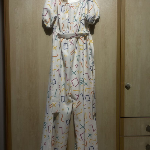 Chaton one-piece jumpsuit like new, white multicolor, size S