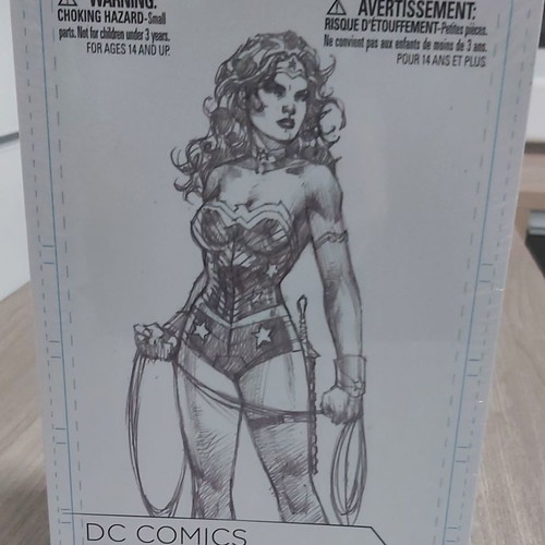 DC Collectibles Blueline Edition Jim Lee Wonder Woman action figure new sealed