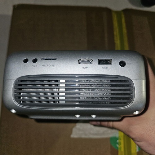 Philips NeoPix Easy Play NPX443 projector used