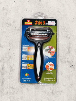 Roto Peeler 3 in 1 vegetable peeler, black