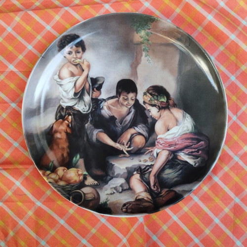 Limoges VIZANI wall plates collectible set of 5 like new