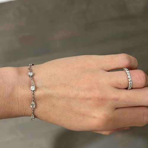 Swarovski jewelry set with bracelet and Matrix Baguette Cut ring like new, silver