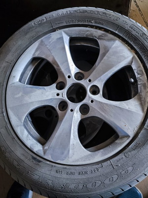BMW F30 320 Style 390 16-Inch Alloy Wheels like new, set of 4