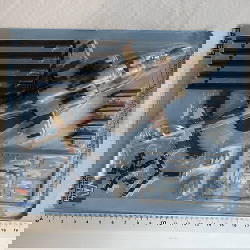 МОДЕЛ НА РУСКИ ХЕЛИКОПТЕР MI 24 СКАЛА 1/100