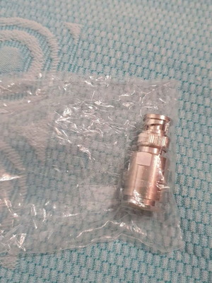 BNC βύσμα για RG 213 καινούργιο, 1 κομμάτι