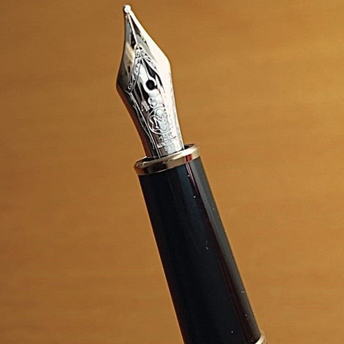 Montblanc Meisterstück 144 Vintage Fountain Pen with 14K Gold Nib, Mint