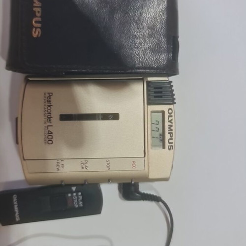 Olympus Pearlcorder L400 kit like new with leather case and remote