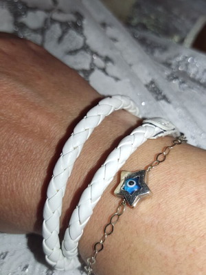 White bracelet like new