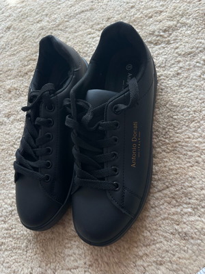 Γυναικεία sneakers Antonio Donati καινούργια μαύρα
