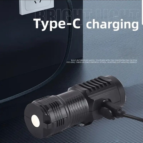 Rechargeable small flashlight with 3 LEDs, magnet and clip