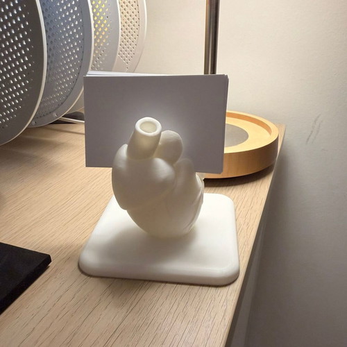 3D Printed Card Holder Cardiologist Design
