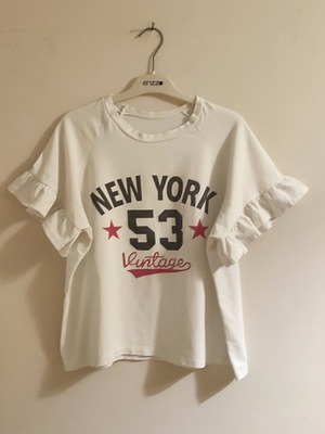 T-shirt oversized SheX like new with print and ruffle sleeves, one size