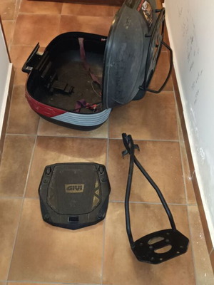 Kappa K52 luggage box used 52L with mounting base
