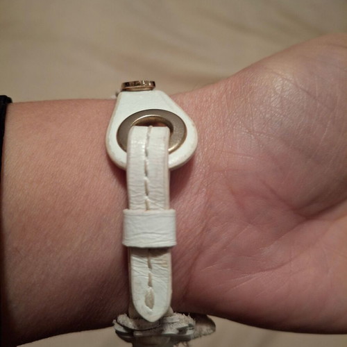Folli Follie leather bracelet like new, white with flowers