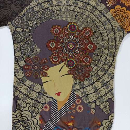 Desigual long-sleeve top with geisha print like new, multicolor
