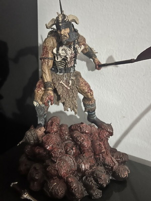 Attila the Hun McFarlane Toys Spawn Series 26 figure like new